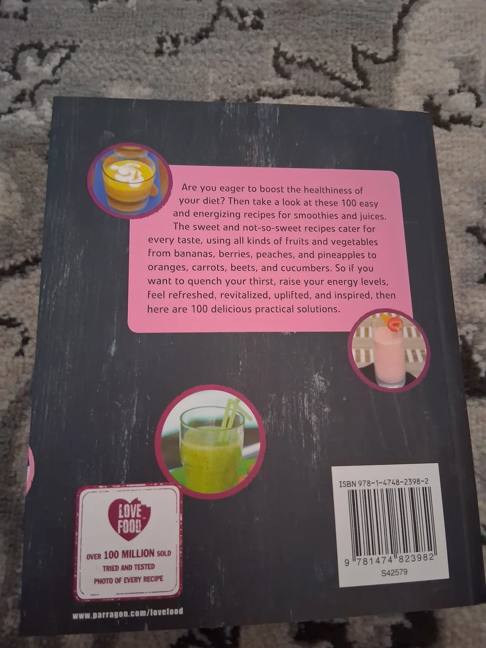 100 Best Smoothies & Juices Cookbook - Pink Cover